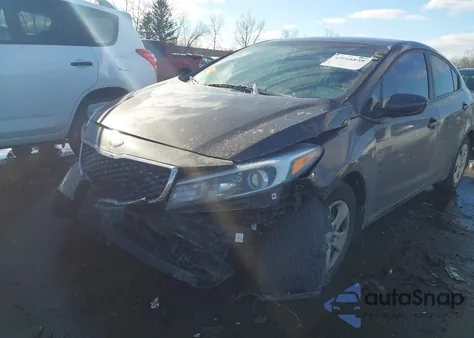 2017 Kia Forte Lx z USA, uszkodzony, nr VIN 3KPFK4A79HE129994